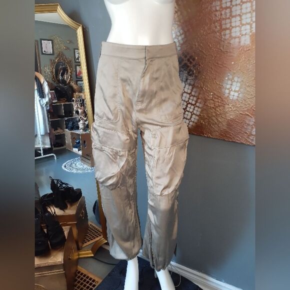 Zara NWT Limited Edition Satin Cargo Pants - Picture 12 of 14